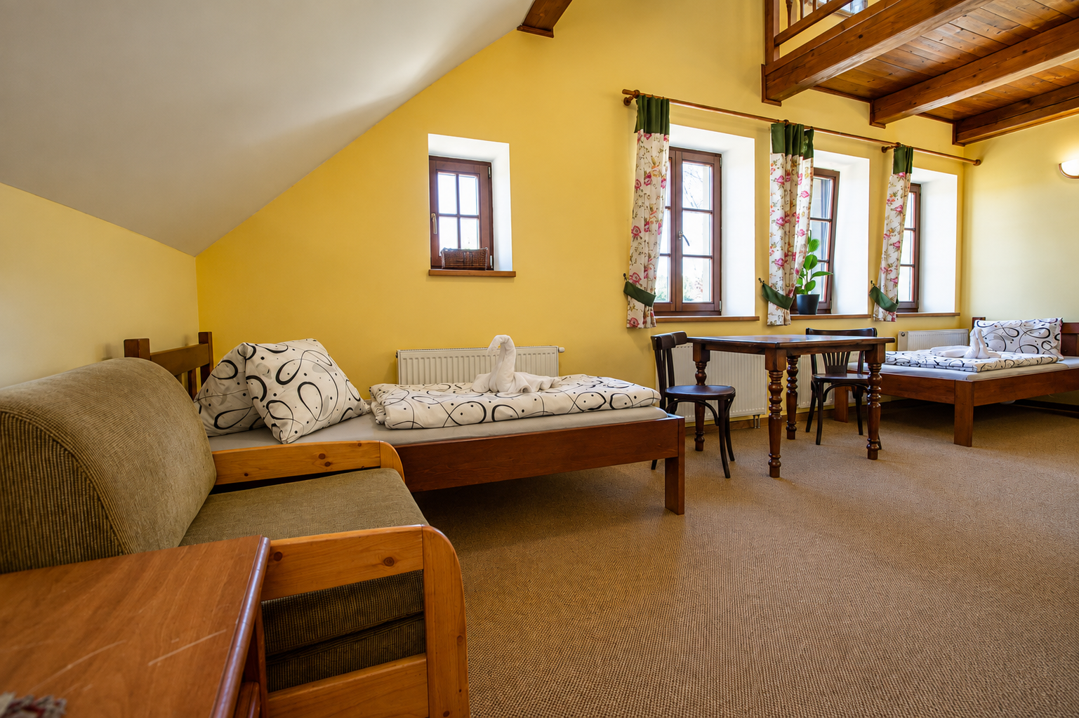 room-details-img