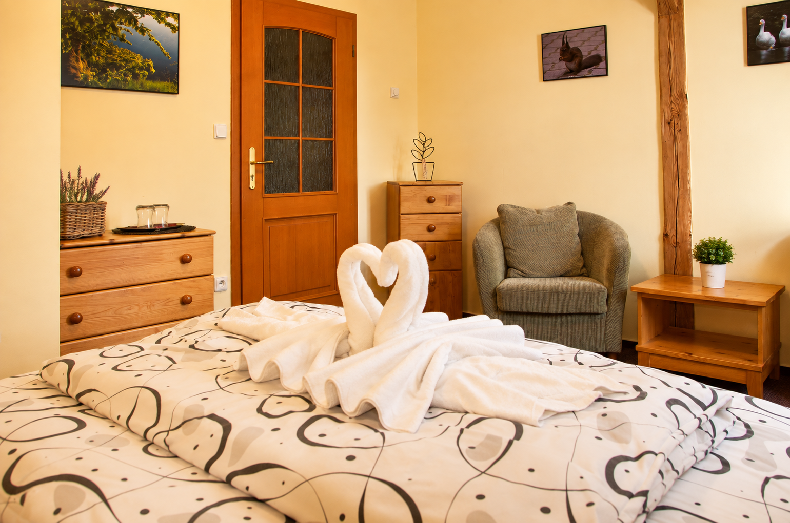 room-details-img