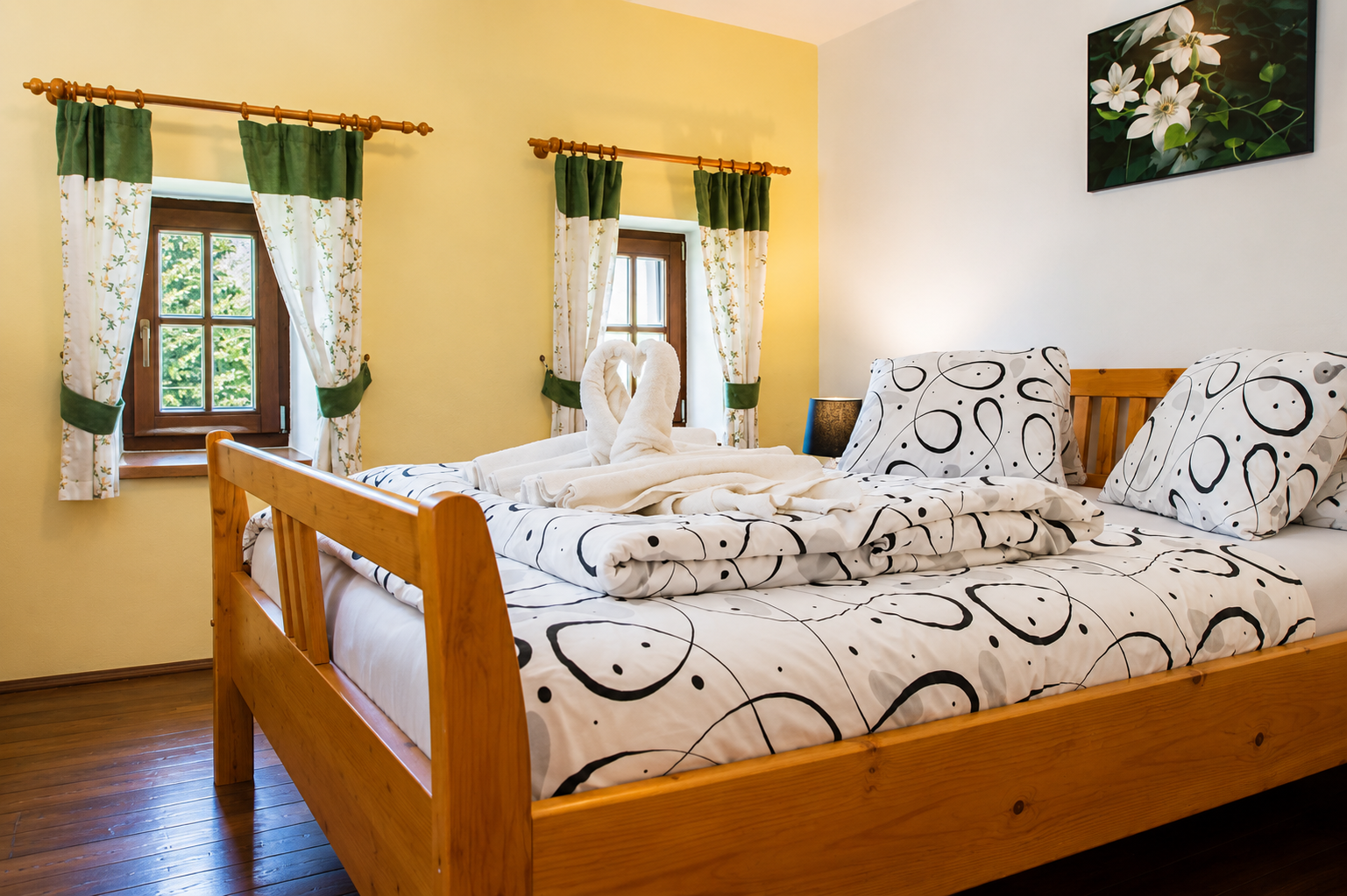 room-details-img