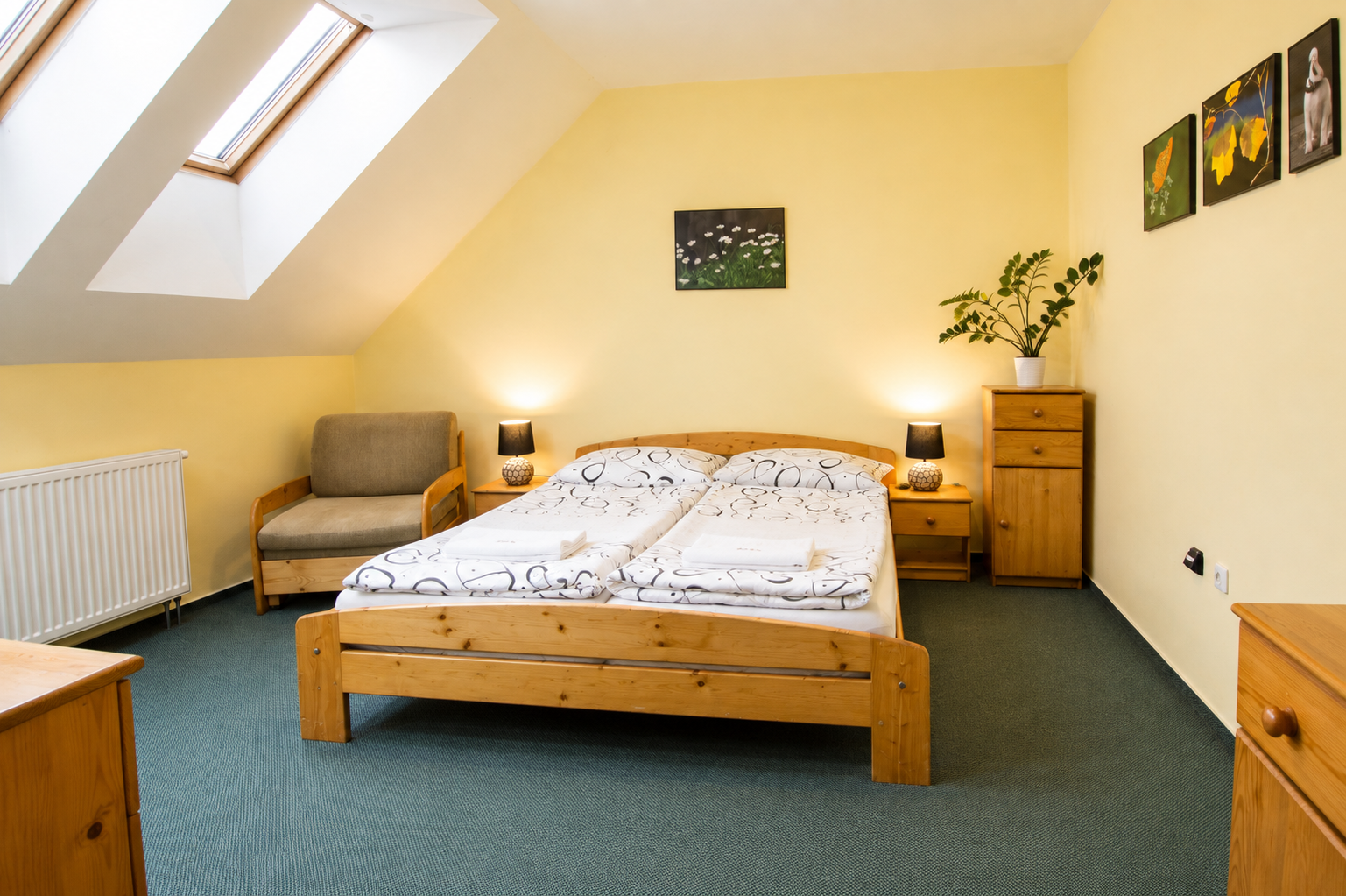 Room listing image