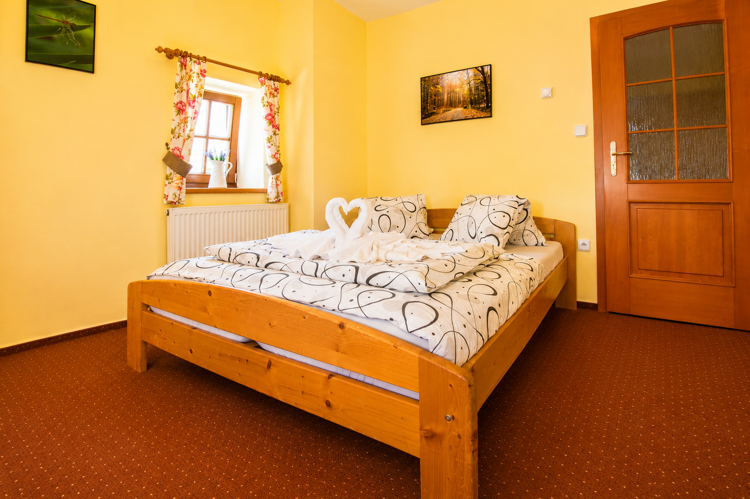 Room listing image
