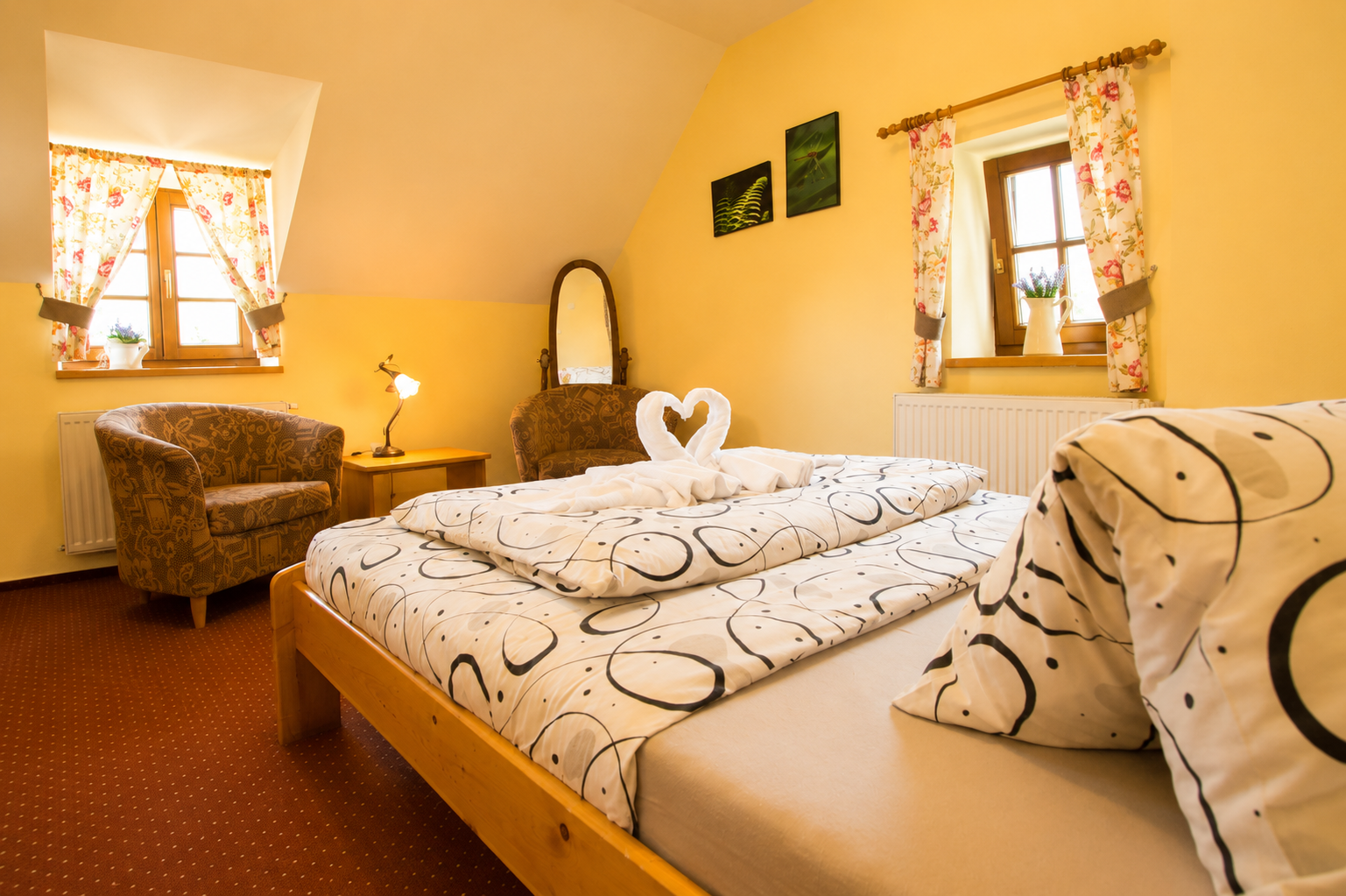 room-details-img